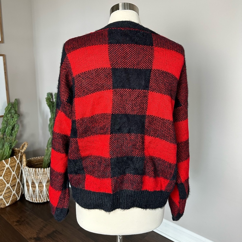 Boutique x Royal & Reese Cardigan Sweater Buffalo Check Plaid Red& Black Medium - Picture 3 of 10